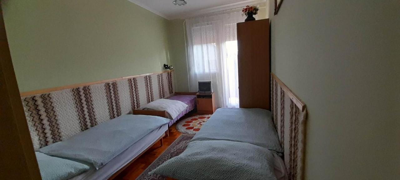 Tuenderkert Apartmanok Hajduszoboszlo Exterior foto